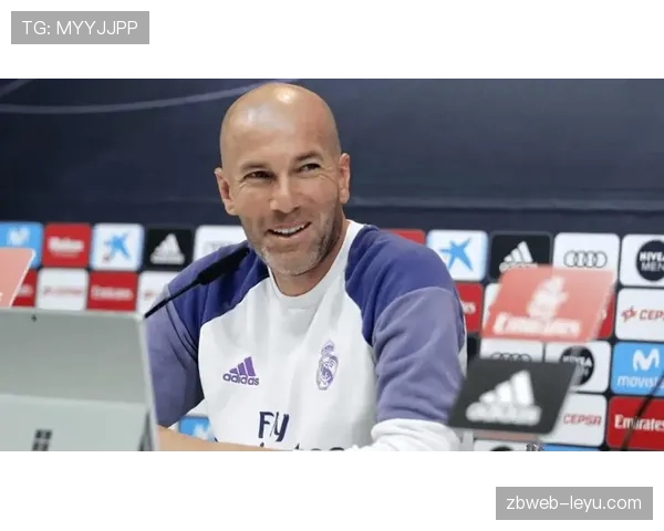 齐达内战术革新重塑攻防平衡,引领现代足球发展新趋势 齐达内战术革新重塑攻防平衡,引领现代足球发展新趋势