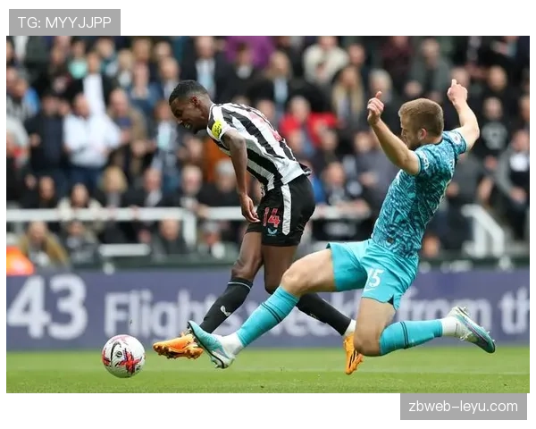 纽卡斯尔联崭新征程表现抢眼,豪帅带队冲击顶尖荣誉引期待 纽卡斯尔联崭新征程表现抢眼,豪帅带队冲击顶尖荣誉引期待