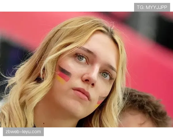 欧洲杯VAR判罚引争议，专家球迷各执一词搅动赛事氛围