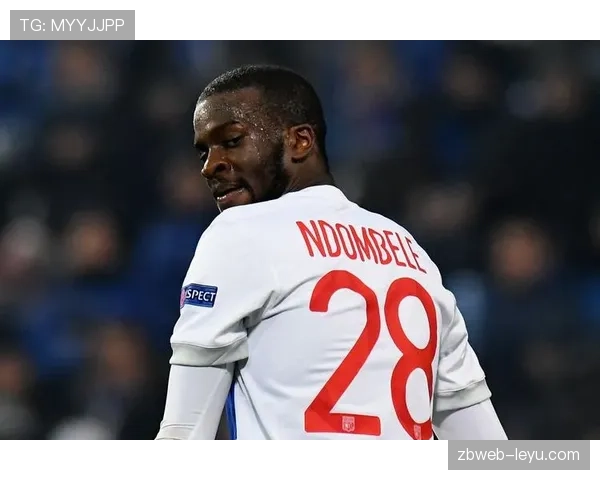 乔丹·克拉克表现稳健，助球队强势冲击英超冠军